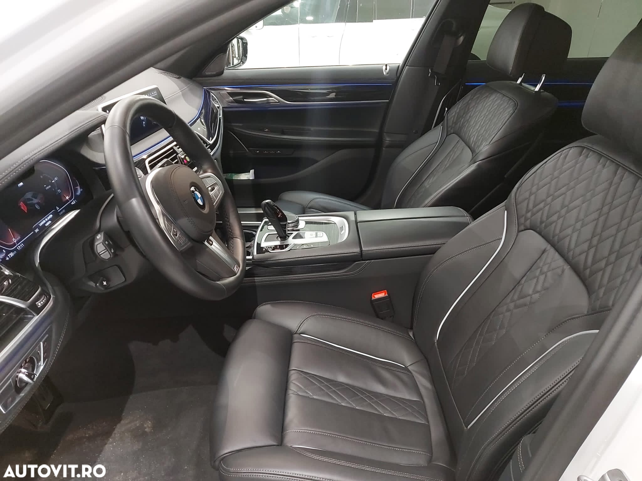 BMW Seria 7 730d xDrive MHEV - 7