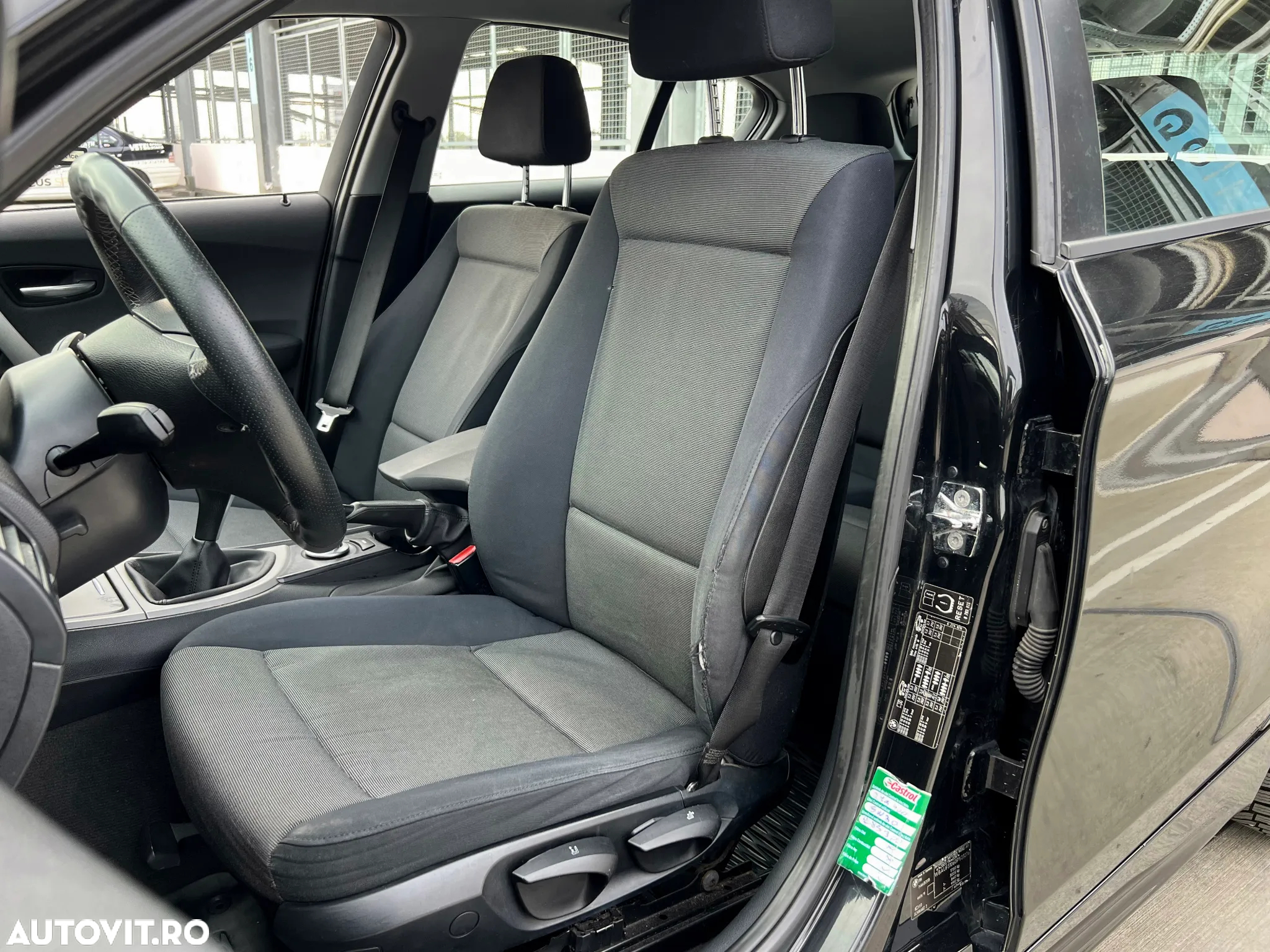 BMW Seria 1 118i - 6