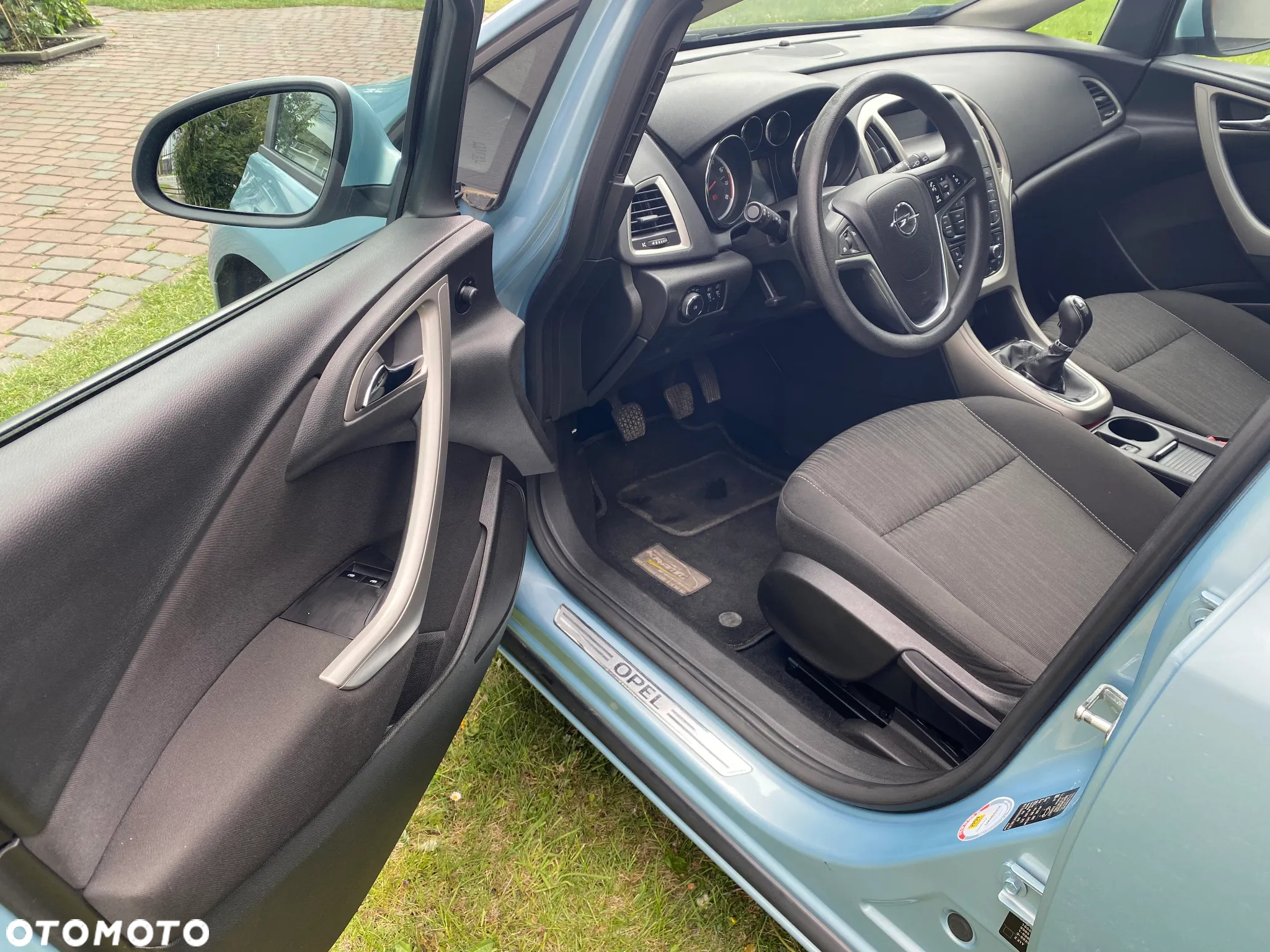 Opel Astra 1.6 - 10