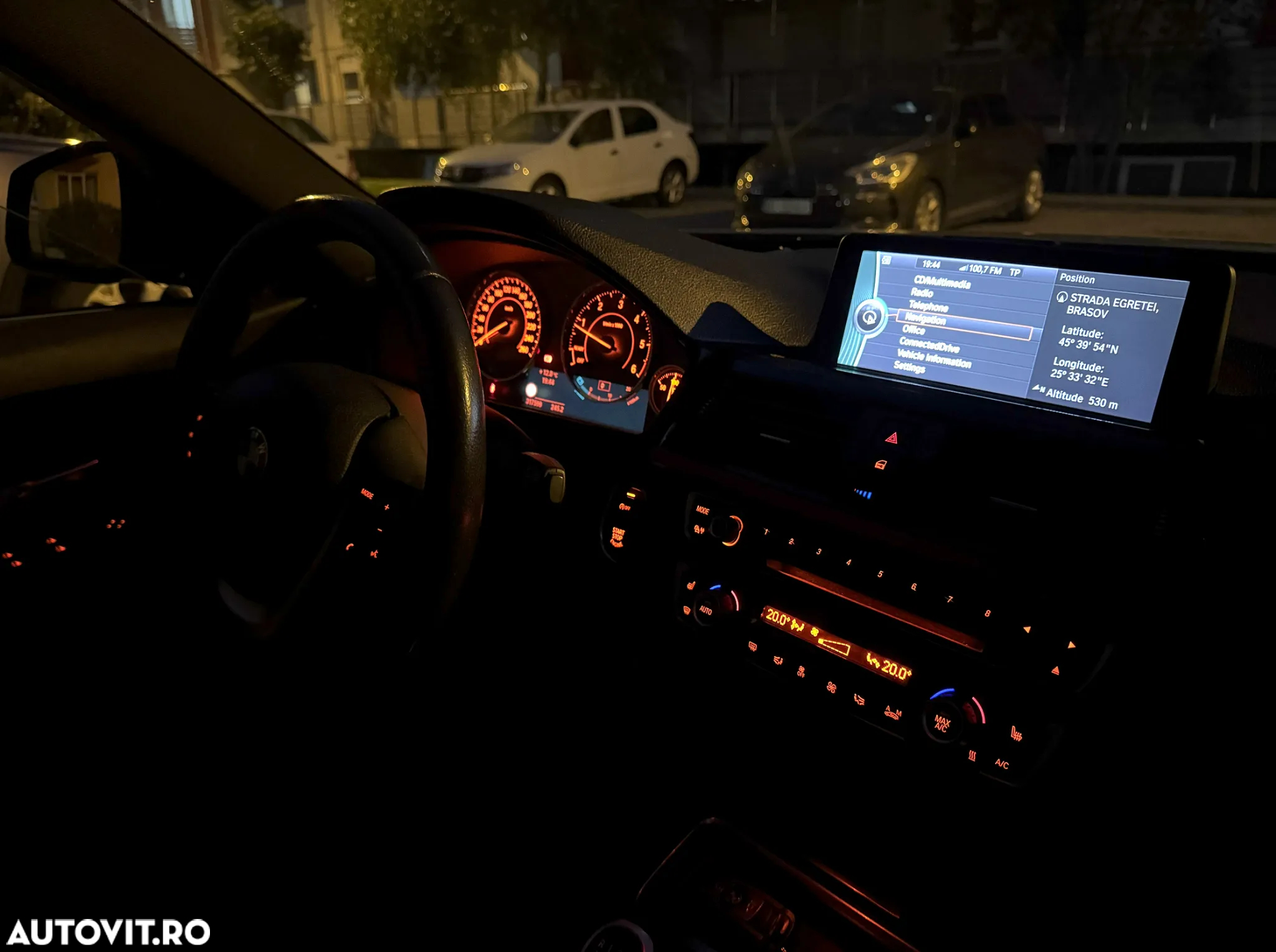 BMW Seria 3 320d DPF Cabrio - 9