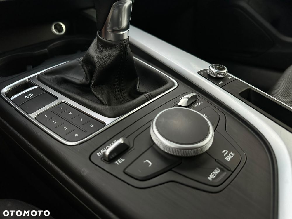 Audi A4 Avant - 15