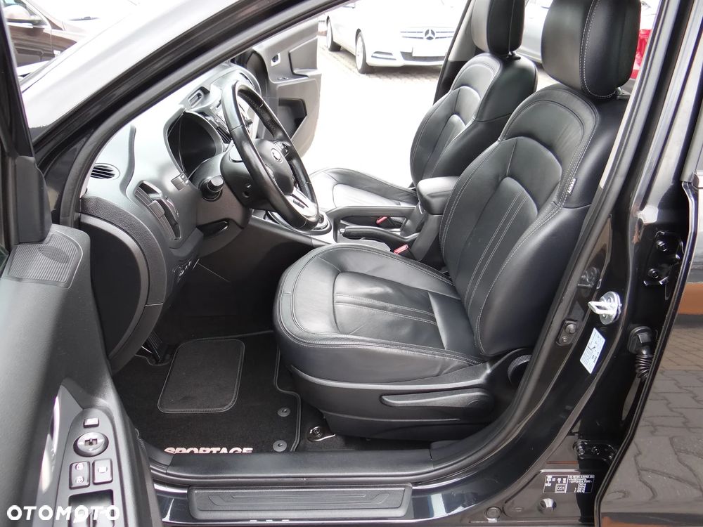 Kia Sportage 2.0 CRDI 4WD Automatik Dream-Team Edition - 23