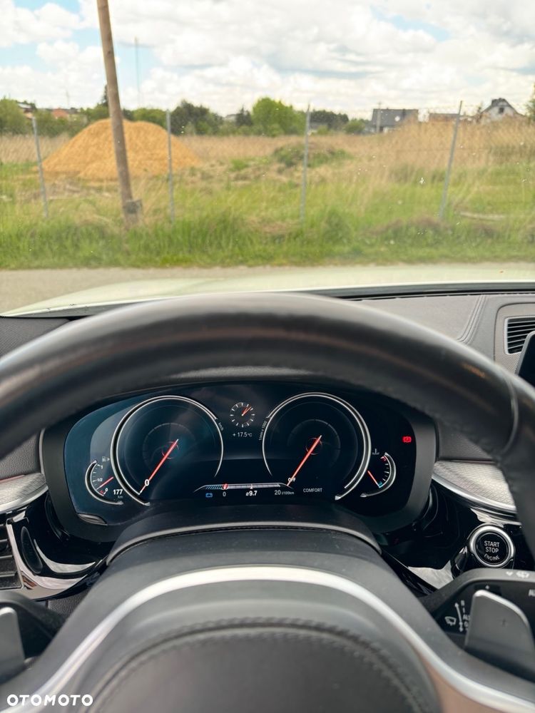 BMW Seria 5 540i xDrive M Sport sport - 31