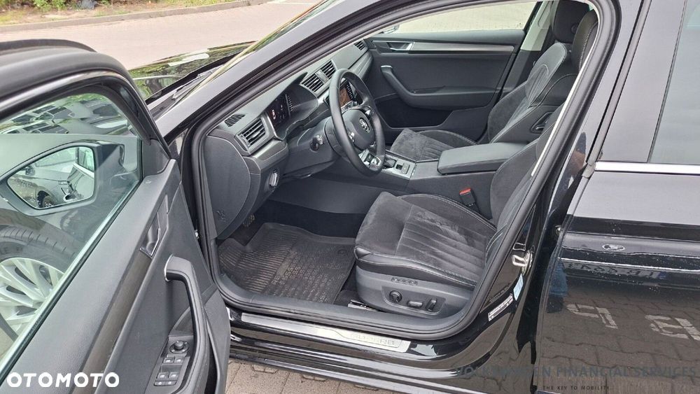 Skoda Superb 2.0 TDI SCR 4x4 Style DSG - 6