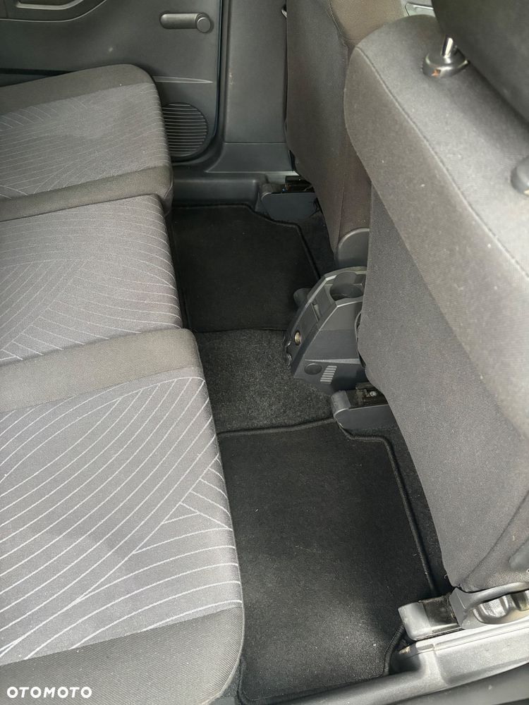 Opel Meriva - 16