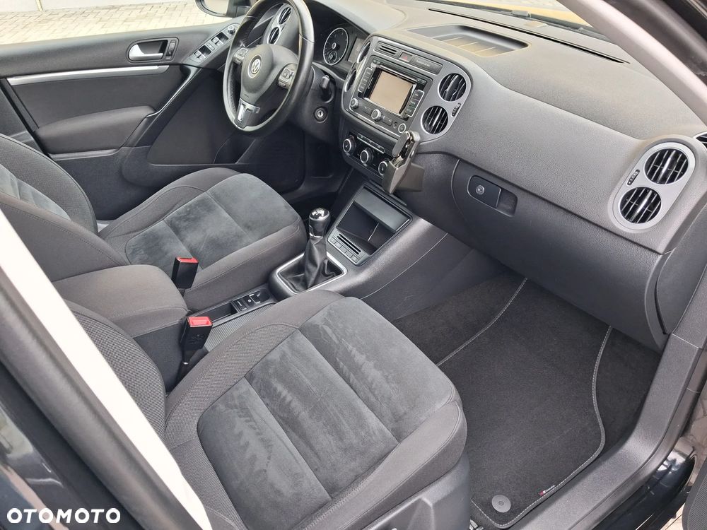 Volkswagen Tiguan 2.0 TDI DPF 4Motion BlueMotion Technology Exclusive - 14