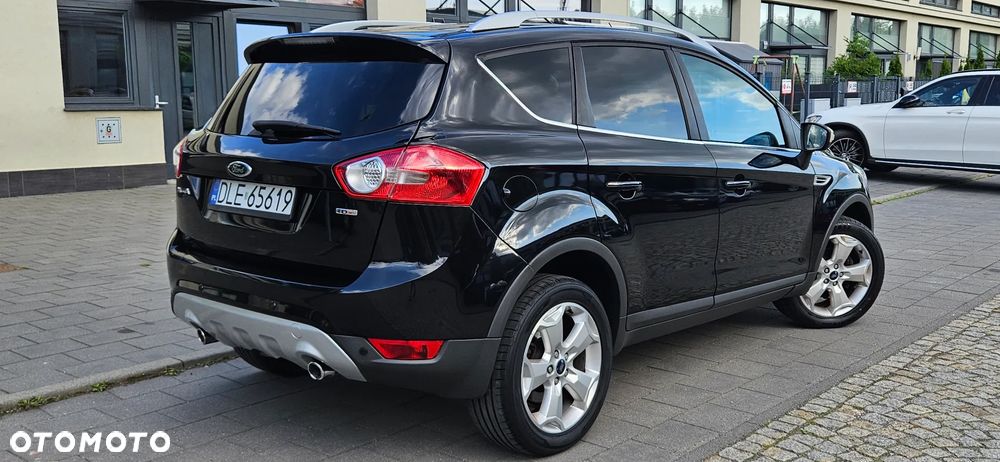 Ford Kuga 2.0 TDCi 2x4 Titanium - 26