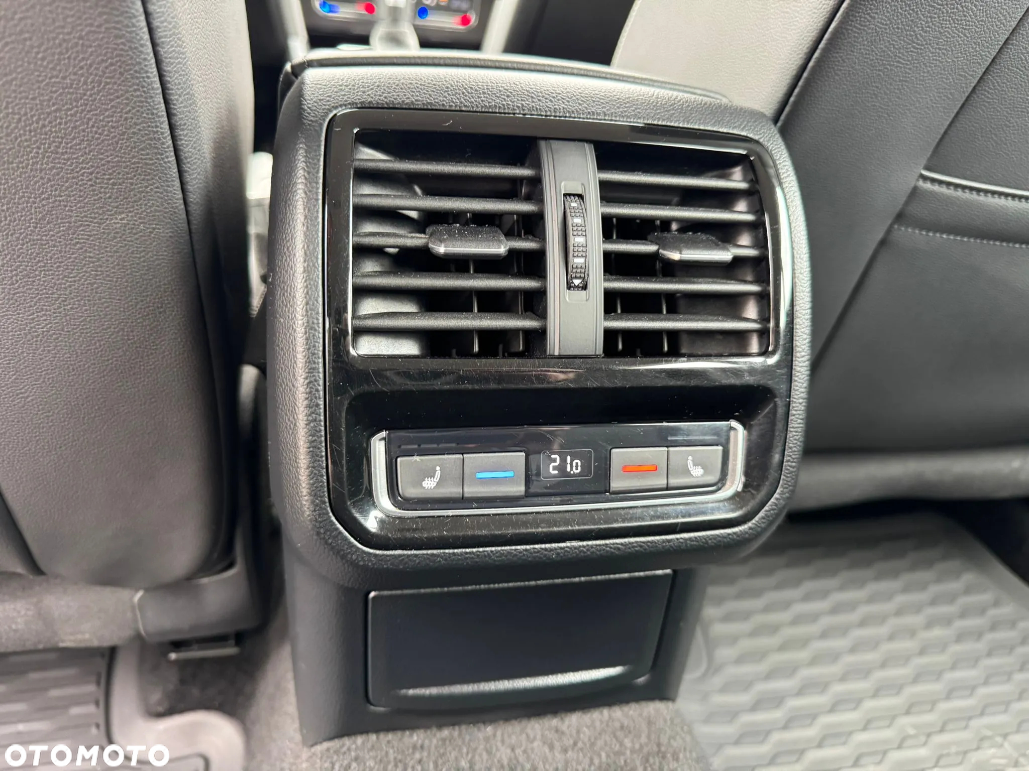 Volkswagen Arteon - 19
