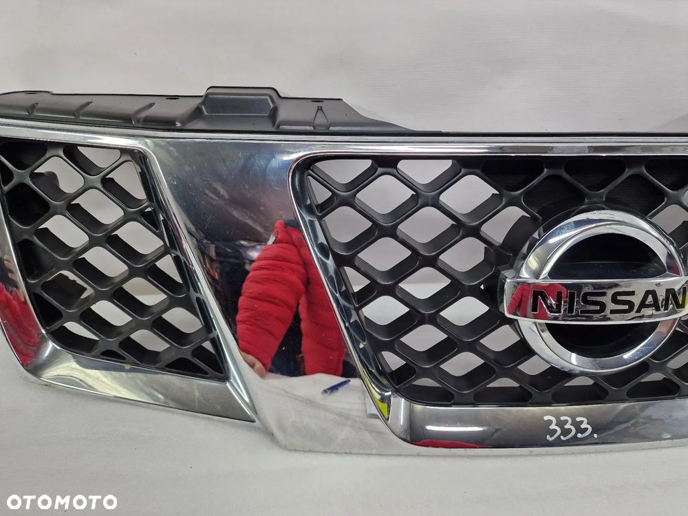 NISSAN NAVARA III D40 / PATHFINDER 05- ATRAPA / GRILL PRZEDNI PRZÓD , NR 62310EBXXX / 62310EB400 , NR AUKCJI GL333 - 3