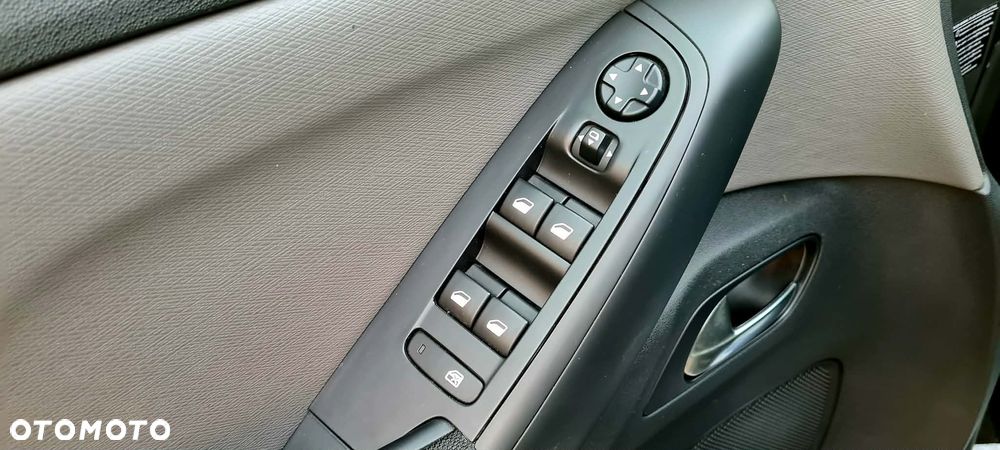 Citroën C4 Picasso - 19