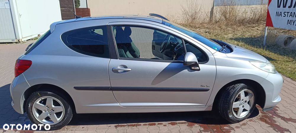 Peugeot 207 1.6 HDi 16V U Move - 4