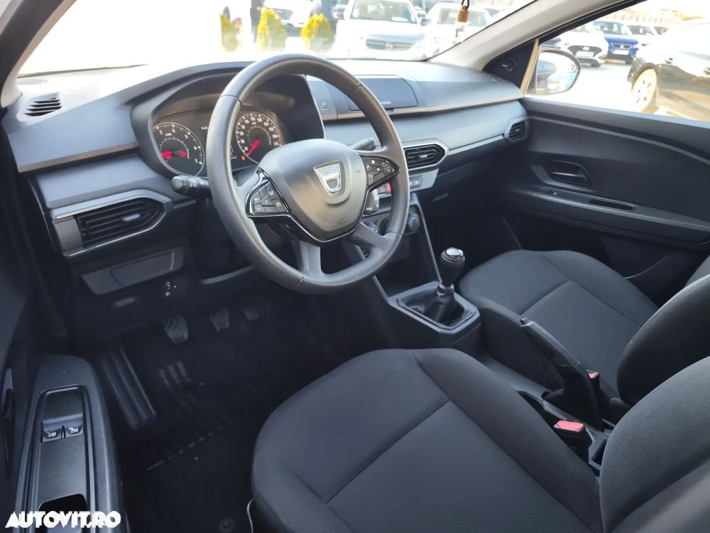Dacia Logan - 10