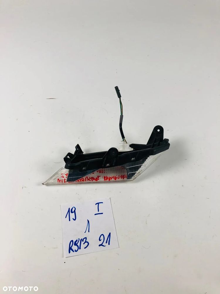 Kawasaki ZX-10R 11-15 Prawy Kierunkowskaz Tylny Tył - 3