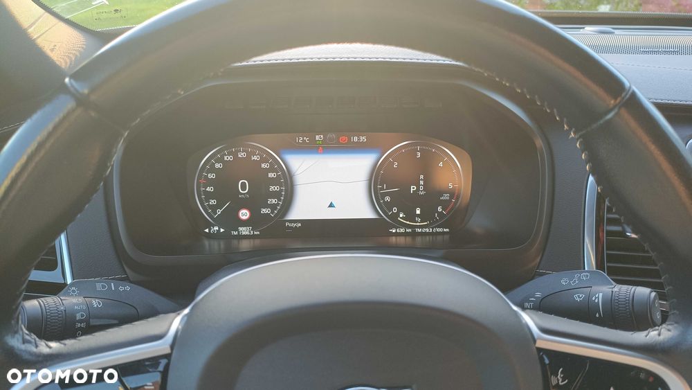 Volvo XC 90 - 7