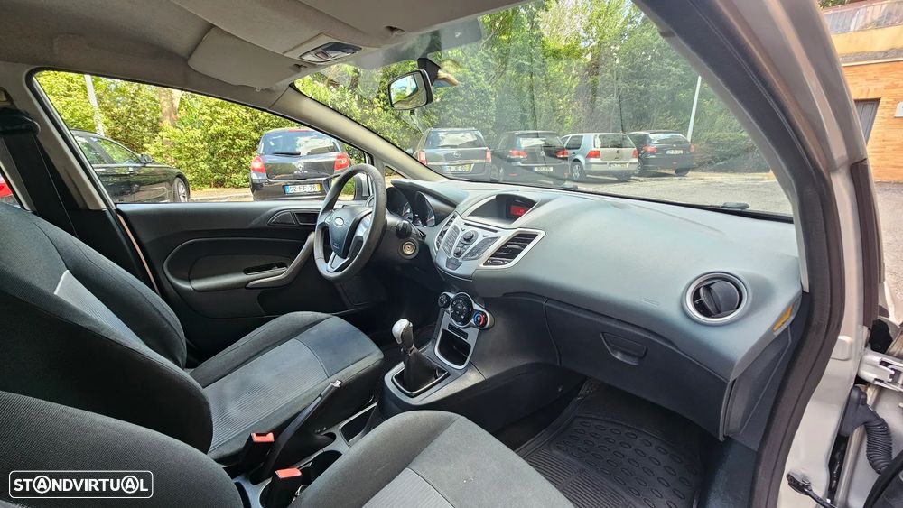 Ford Fiesta 1.4 TDCI Trend - 28
