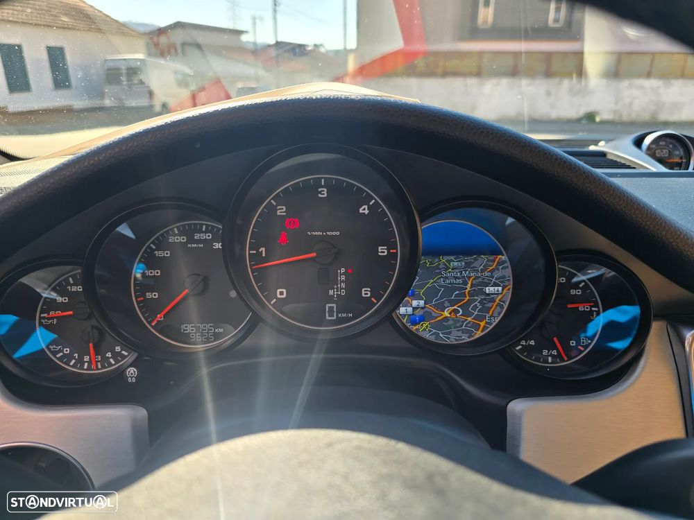 Porsche Panamera Standard - 14