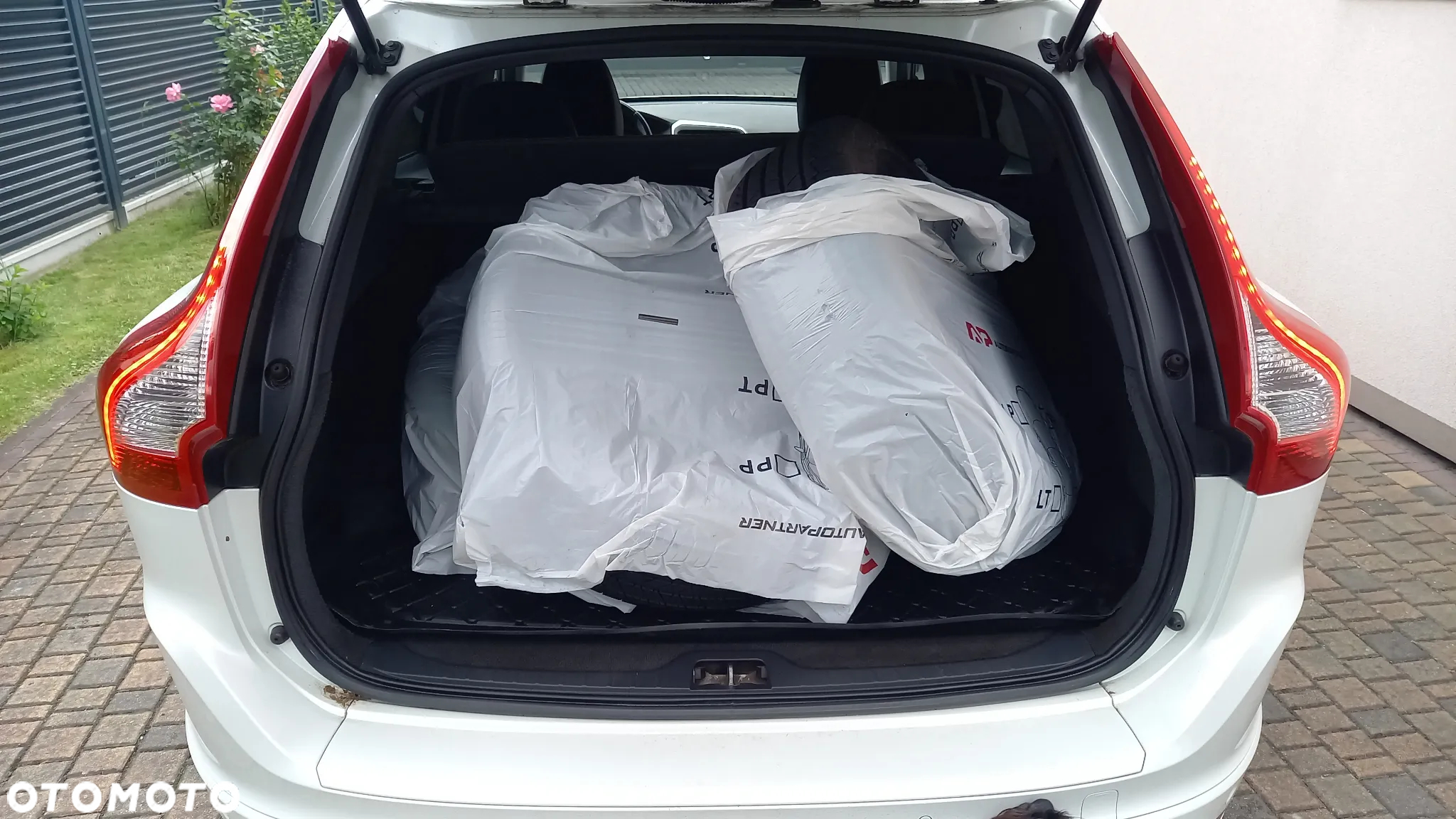 Volvo XC 60 D3 Momentum - 11