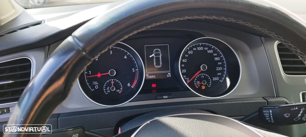 VW Golf 1.6 TDI 4Motion BlueMotion Lounge - 8