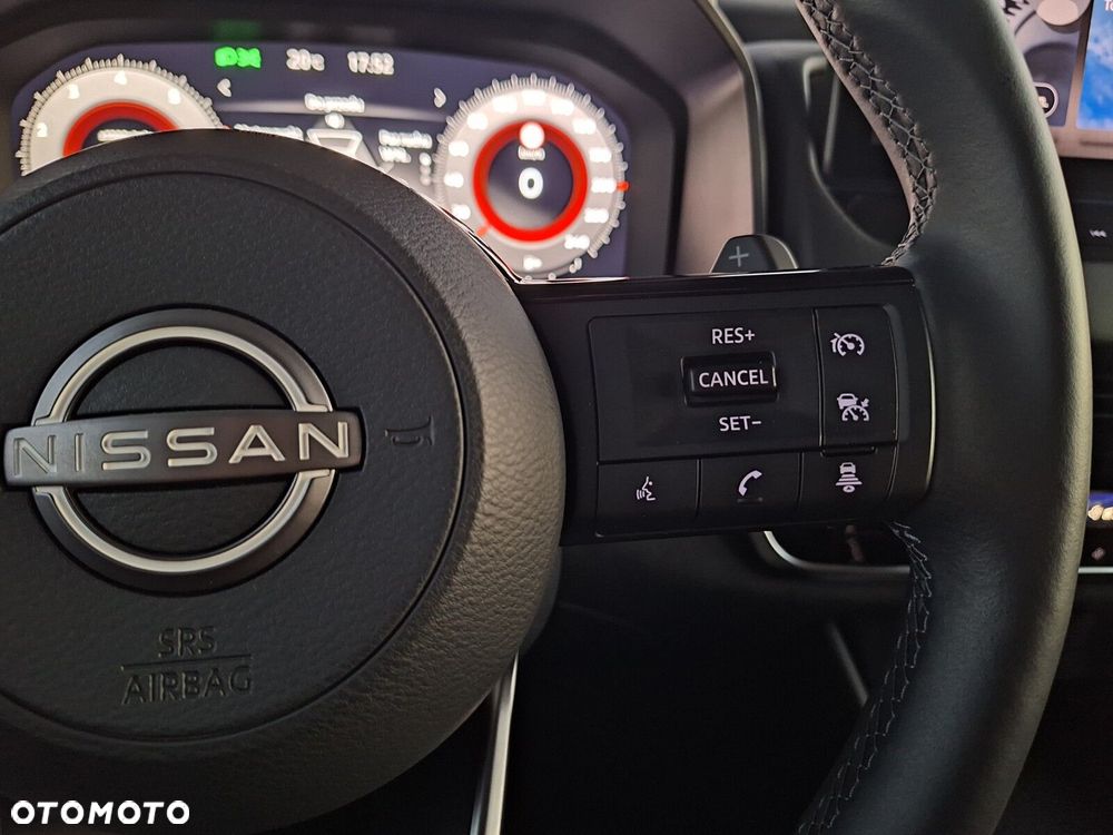 Nissan Qashqai 1.3 DIG-T MHEV N-Connecta Xtronic - 32