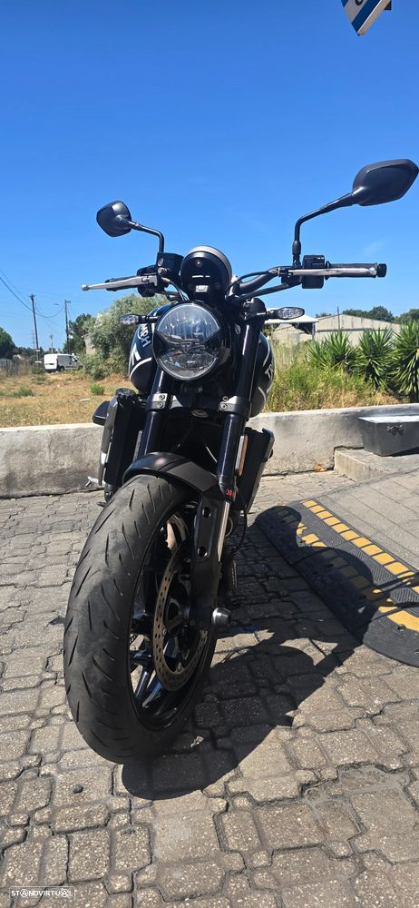 Triumph Trident 660 - 3