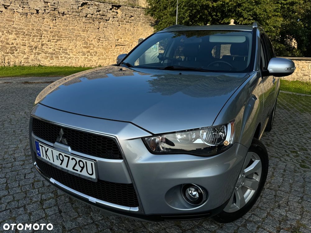Mitsubishi Outlander 2.0 2WD Invite - 2