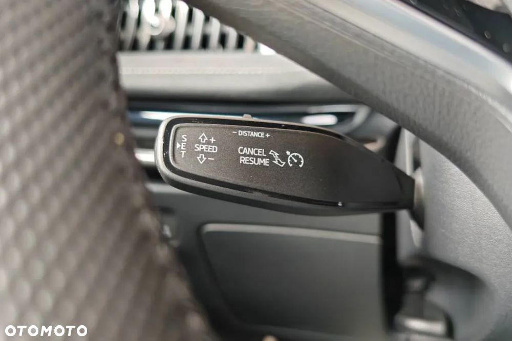 Skoda Superb 1.5 TSI Sportline DSG - 19