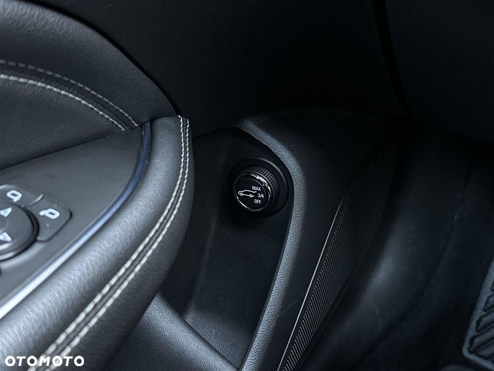 Opel Insignia 2.0 CDTI Elite S&S - 18