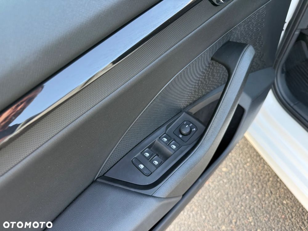 Skoda Octavia 1.5 TSI ACT Ambition - 9