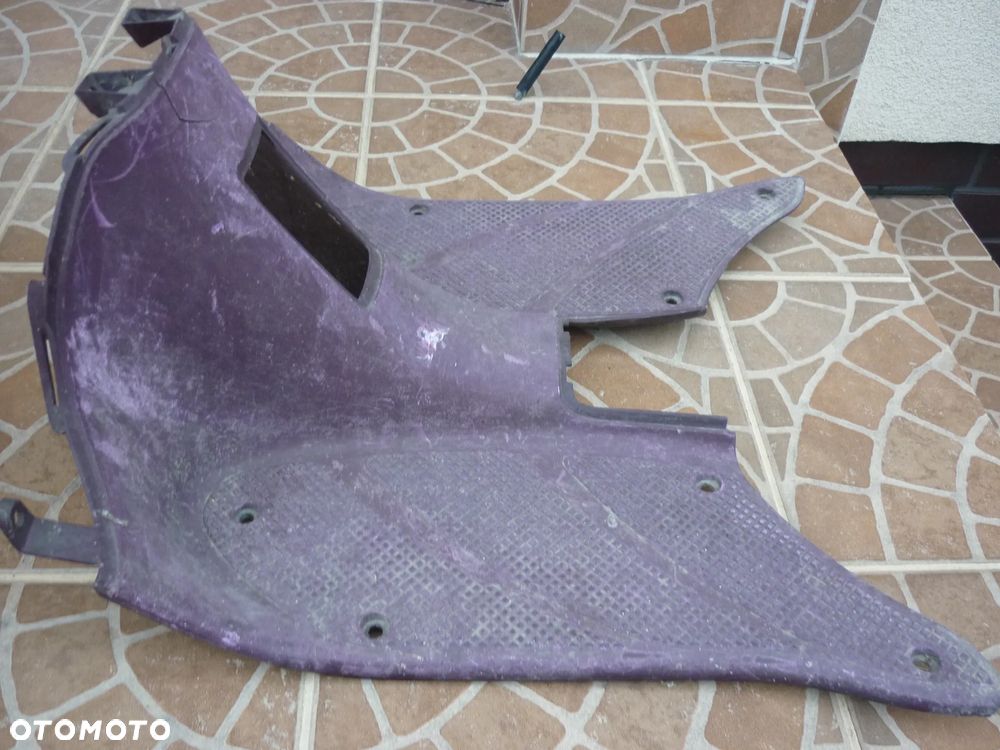 Owiewka widelec klosz osłona licznik felga Aprilia Habana 50 - 17