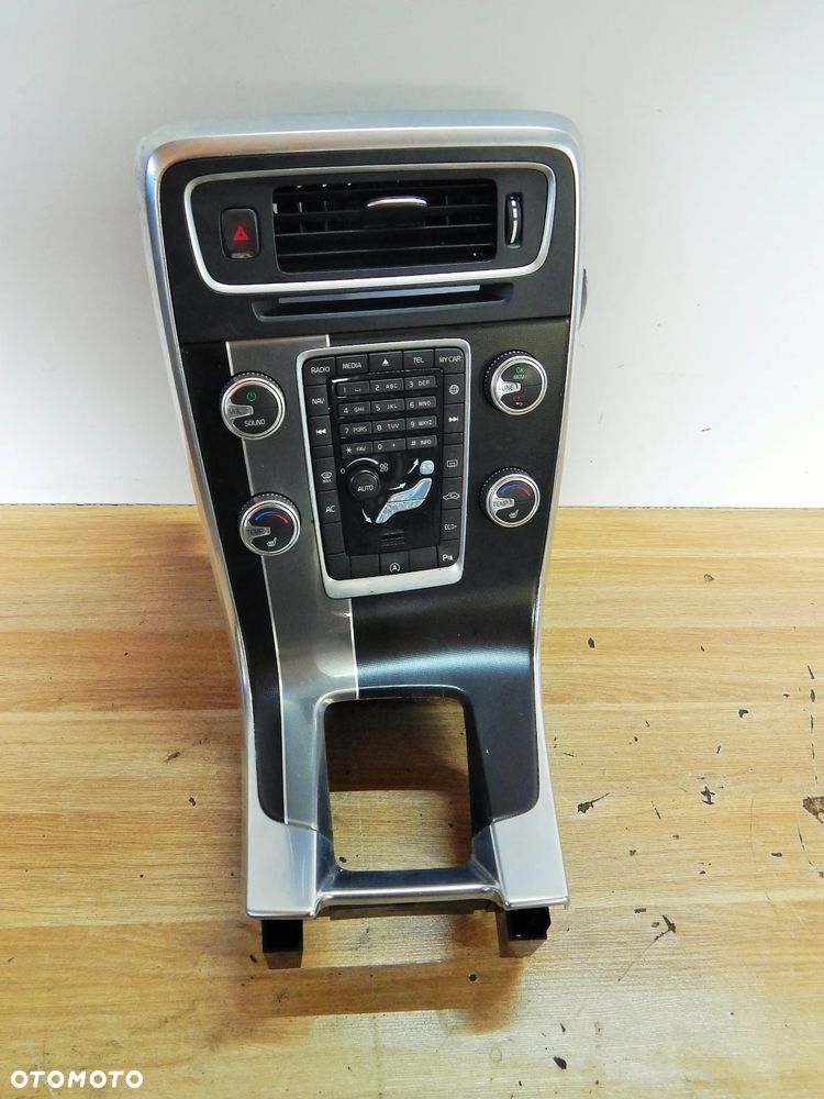 Panel przełącznik wodospad ramka R-Design Volvo S60 V60 II 10-18  Łuków części - 1