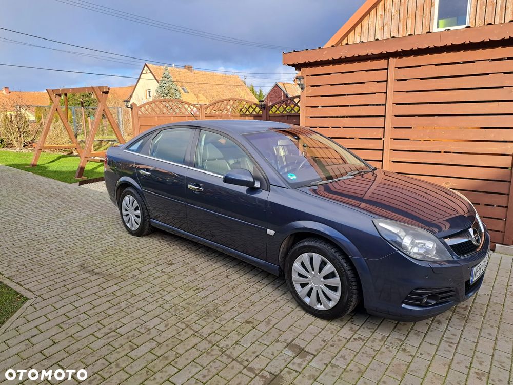 Opel Vectra 1.9 CDTI Cosmo - 17