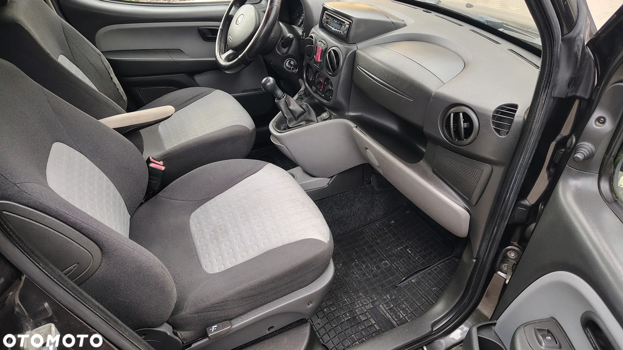 Fiat Doblo II 1.3 JTD Family - 10
