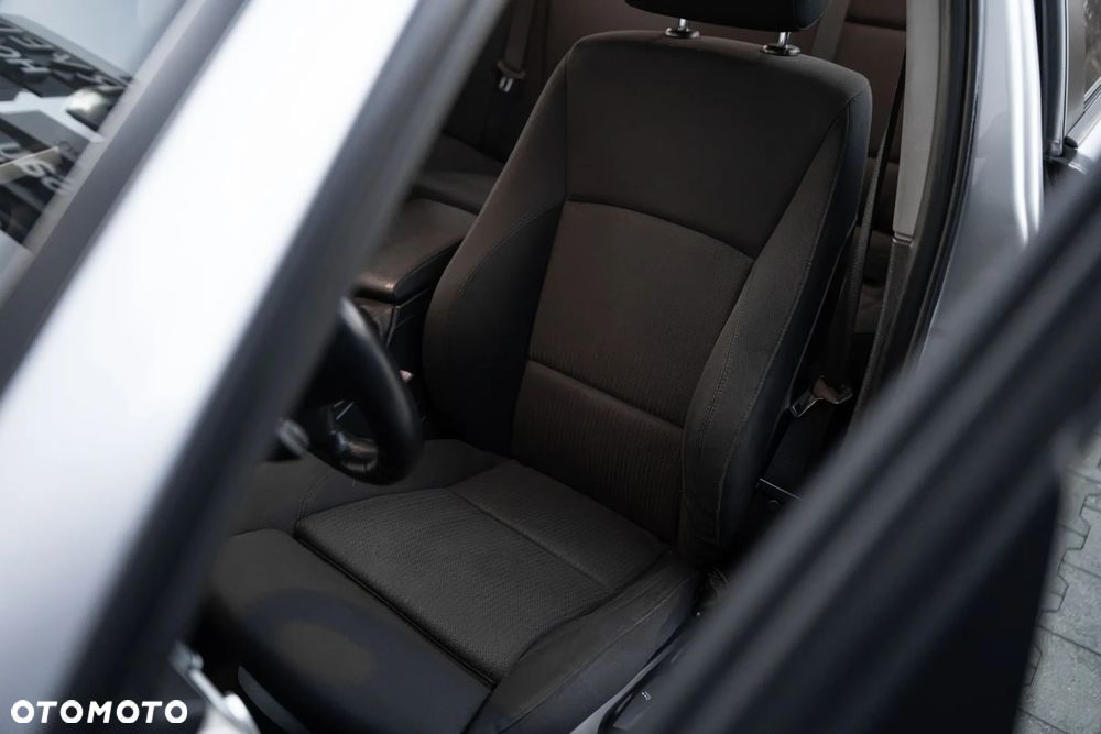 BMW Seria 3 - 25