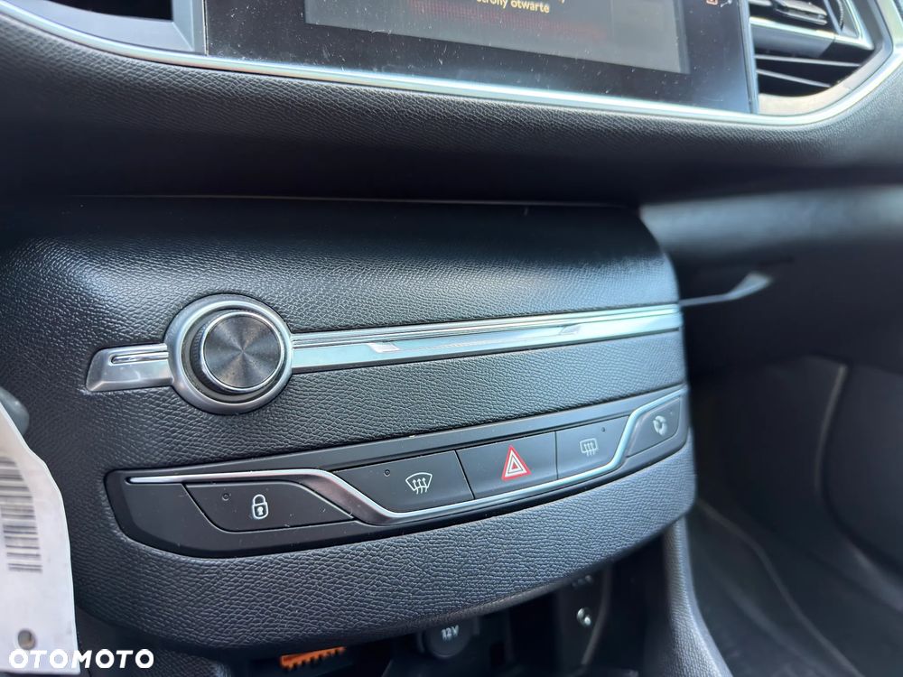 Peugeot 308 HDi FAP 92 Access - 18