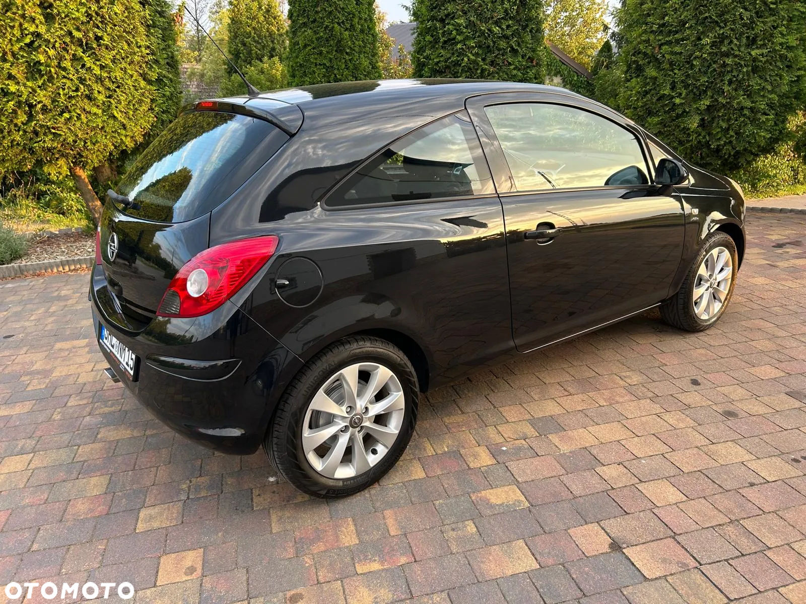 Opel Corsa 1.4 16V Active - 17