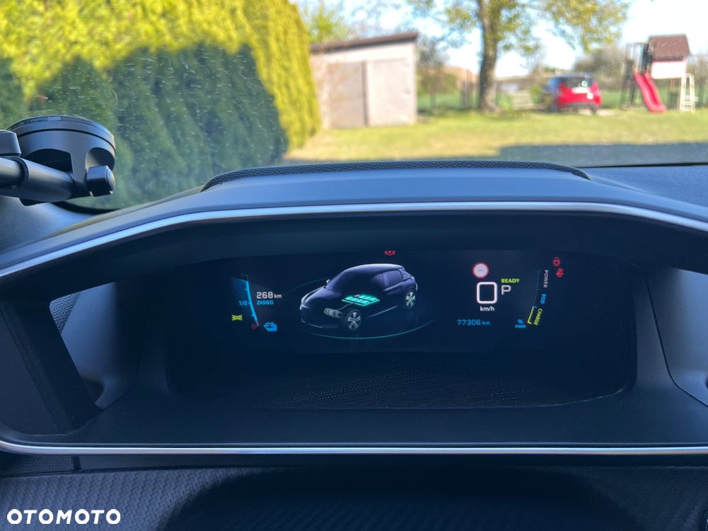 Peugeot 208 GT - 13