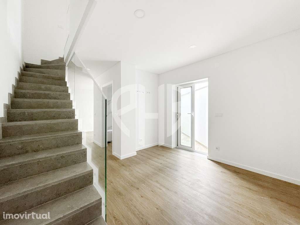 Apartamento Duplex a Estrear - 50m da Praia | Nazaré - Centro da Ci... - Grande imagem: 2/54