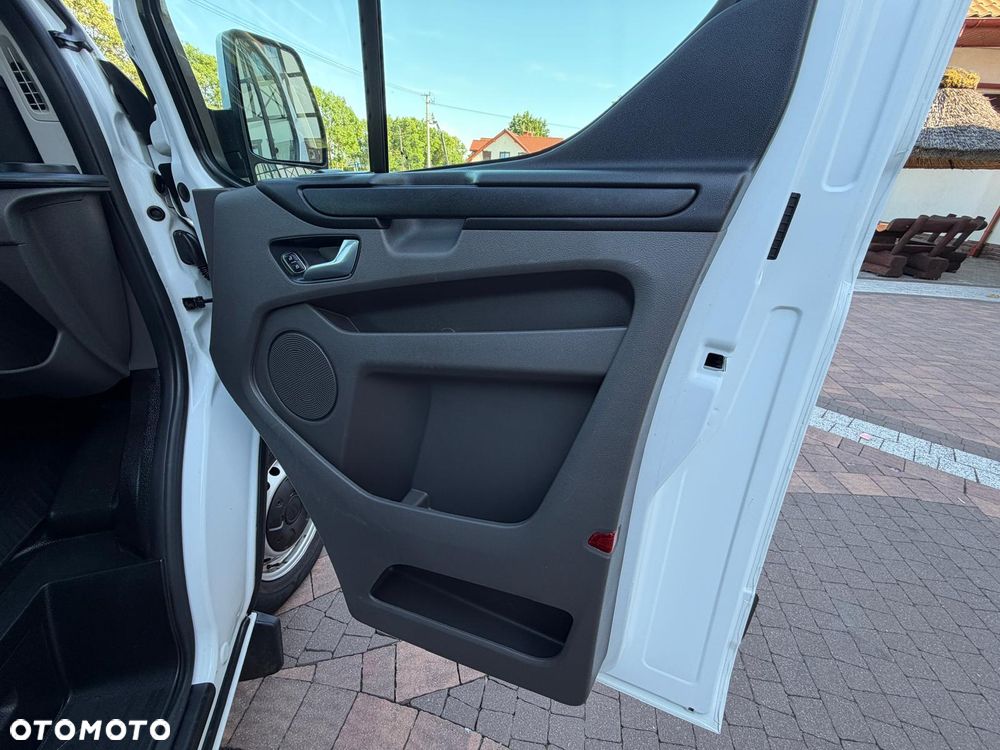 Ford Transit custom - 31