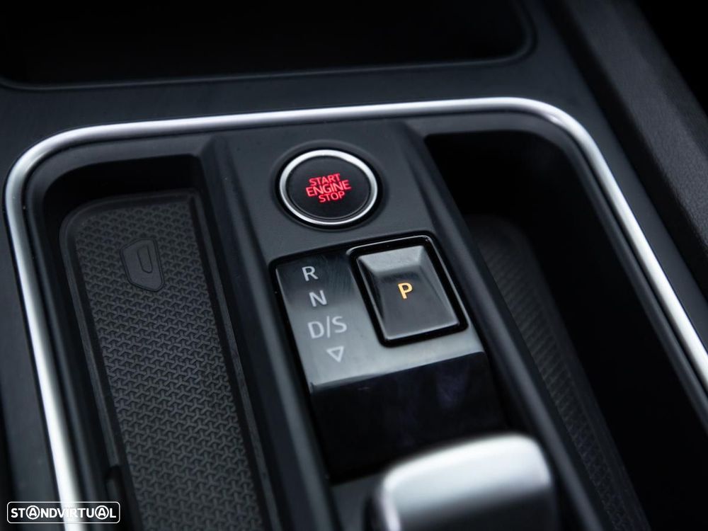 SEAT Leon 1.4 e-Hybrid Xcellence DSG - 18