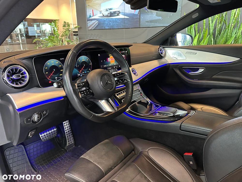 Mercedes-Benz CLS 300 d 4-Matic AMG - 6