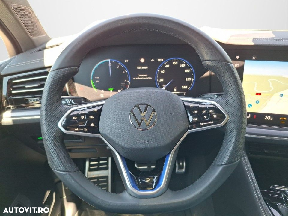 Volkswagen Touareg - 10