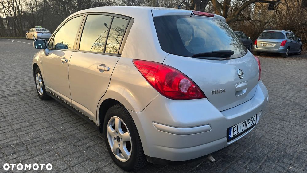 Nissan Tiida 1.6 Acenta - 5
