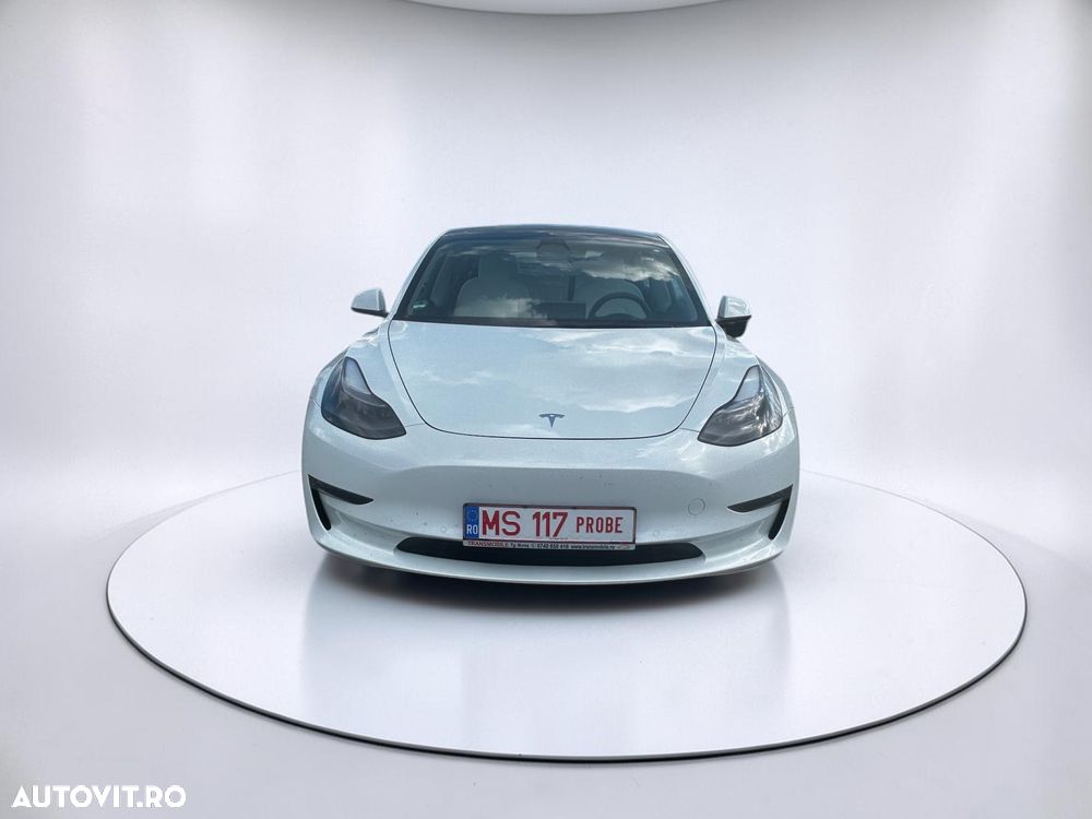 Tesla Model 3 Langstreckenbatterie Allradantrieb Dual Motor - 12