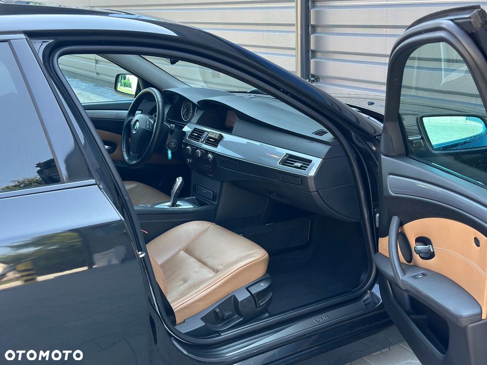 BMW Seria 5 - 16