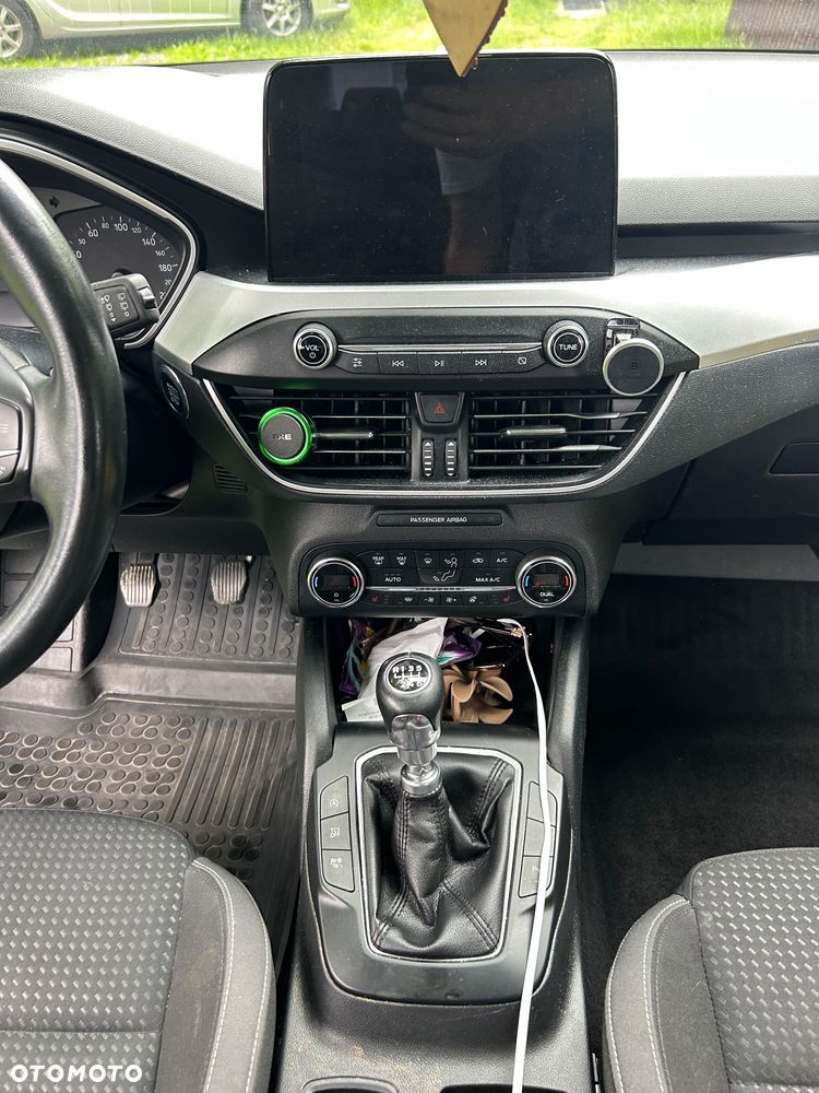 Ford Focus 1.5 EcoBlue Titanium Business - 18