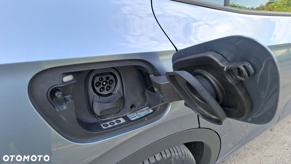 Volkswagen ID.4 - 10