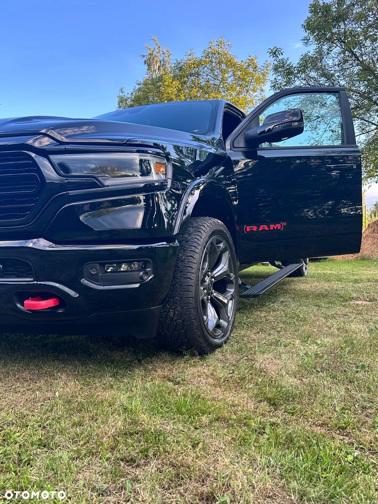 RAM 1500 Crew Cab Shortbed Limited - 13