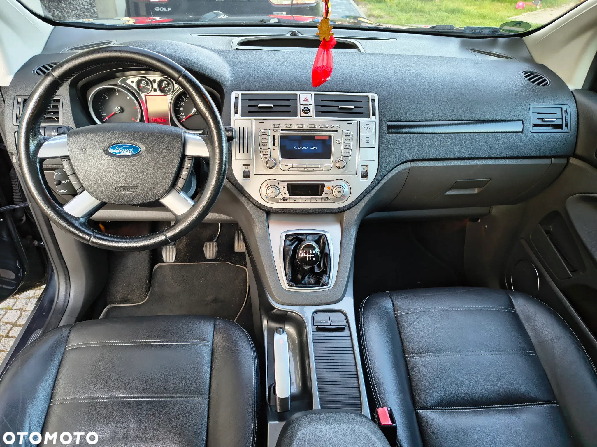 Ford Kuga 2.0 TDCi 4x4 Titanium - 10
