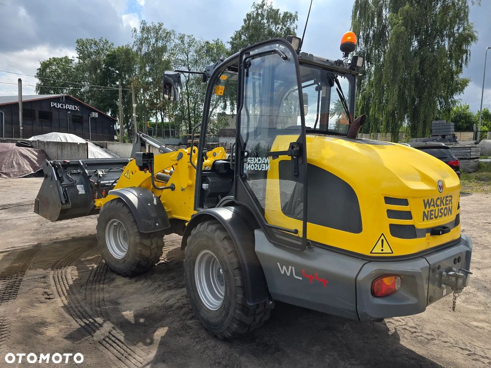 Wacker Neuson WL44 - 3