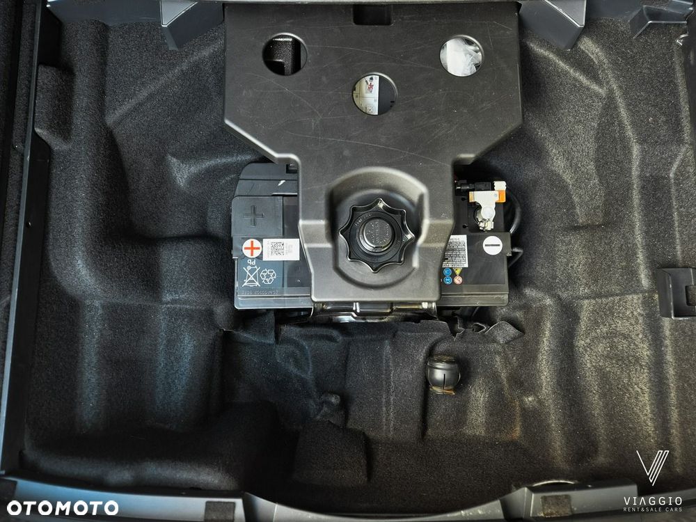 Audi A4 Avant 2.0 TDI design - 32